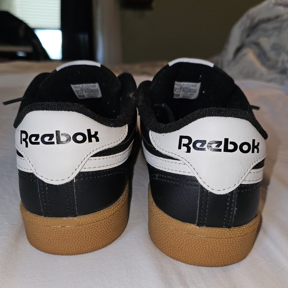 Reebok Men's Club C Revenge Vintage Sneaker - Black and White size 8 - Picture 2 of 11